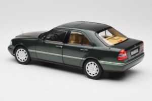 Mercedes C-Class W202 Malachite Green Norev 1:18 183372 Metal - imagen 6 de 8