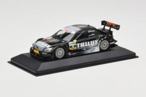 Mercedes C-Class W204 #4 Team AMG Mercedes R. Schumacher DTM 2009 Minichamps 1:43 400093904 Metal - imagen 2 de 4