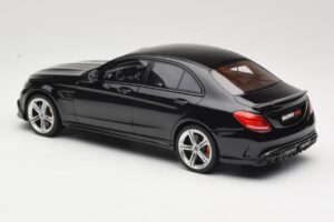 Mercedes C-Class W205 Brabus 650 Negro GT Spirit 1:18 GT132 Resina - imagen 5 de 6