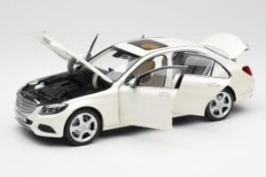 Mercedes C-Class W205 Diamond Blanco Metalizado Norev 1:18 B66960256 Metal - imagen 2 de 8