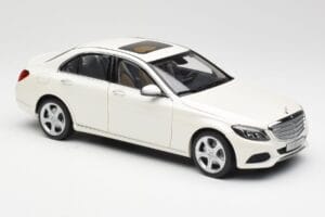 Mercedes C-Class W205 Diamond Blanco Metalizado Norev 1:18 B66960256 Metal - imagen 6 de 8
