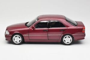 Mercedes AMG C36 W202 Almandine Rojo Norev 1:18 B66040706 Metal - imagen 4 de 8