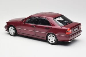 Mercedes AMG C36 W202 Almandine Rojo Norev 1:18 B66040706 Metal - imagen 7 de 8
