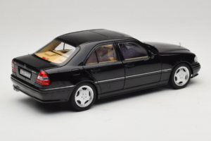 Mercedes C36 AMG W202 Obsidian Black Metallic Norev 1:18 183381 Metal - imagen 3 de 8