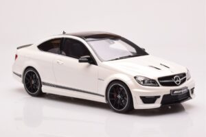 Mercedes AMG C63 W204 Edition 507 Blanco GT Spirit 1:18 GT899 Resina - imagen 4 de 6