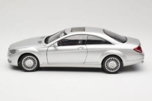 Mercedes CL-Class C216 Plata AUTOart 1:18 76164 Metal - imagen 4 de 8