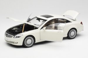 Mercedes CL500 C216 Calcit Blanco AUTOart 1:18 B66962341 Metal - imagen 2 de 8