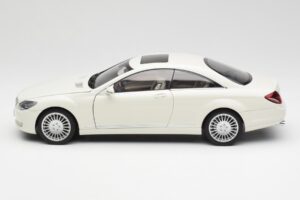 Mercedes CL500 C216 Calcit Blanco AUTOart 1:18 B66962341 Metal - imagen 4 de 8