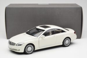 Mercedes CL500 C216 Calcit Blanco AUTOart 1:18 B66962341 Metal - imagen 8 de 8