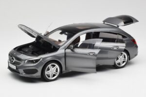 Mercedes CLA C117 Mountain Gris Norev 1:18 B66960351 Metal - imagen 2 de 8