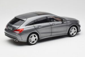 Mercedes CLA C117 Mountain Gris Norev 1:18 B66960351 Metal - imagen 3 de 8