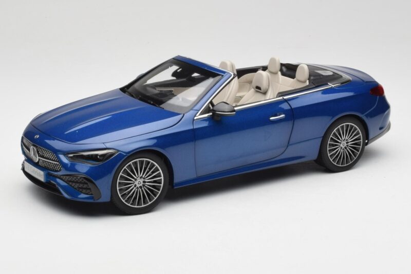 Mercedes CLE Descapotable A236 Azul Norev 1:18 B66960653 Metal