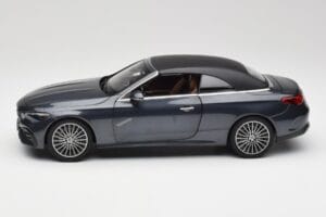 Mercedes CLE Descapotable A236 Gris Oscuro Norev 1:18 B66960654 Metal - imagen 5 de 9
