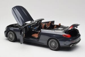 Mercedes CLE Descapotable A236 Gris Oscuro Norev 1:18 B66960654 Metal - imagen 6 de 9