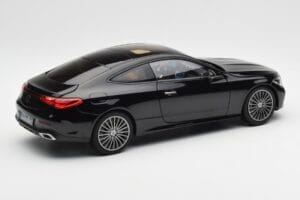 Mercedes CLE C236 Coupe Obsidian Negro Metalizado Norev 1:18 183937 Metal - imagen 3 de 8