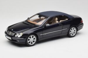 Mercedes CLK 500 W209 Cabriolet Azul Oscuro Metalizado Kyosho 1:18 B66962174 Metal - imagen 3 de 9