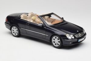 Mercedes CLK 500 W209 Cabriolet Azul Oscuro Metalizado Kyosho 1:18 B66962174 Metal - imagen 7 de 9