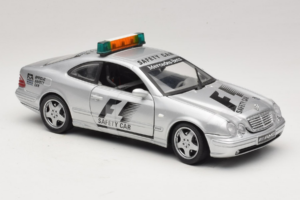 Mercedes AMG CLK 55 F1 Safety Car Maisto 1:18 B66005234 Metal - imagen 4 de 6