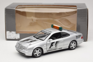 Mercedes AMG CLK 55 F1 Safety Car Maisto 1:18 B66005234 Metal - imagen 6 de 6