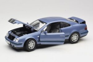 Mercedes CLK C208 Morado Anson 1:18 30330 Metal - imagen 2 de 8