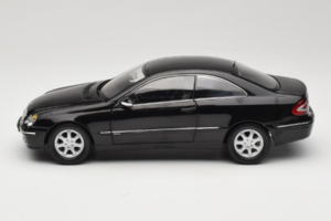 Mercedes CLK C209 Black Metallic Kyosho 1:18 B66962149 Metal - imagen 4 de 8