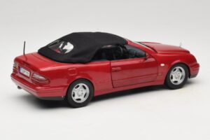 Mercedes CLK A208 Cabriolet Rojo Anson 1:18 30338 Metal - imagen 3 de 8