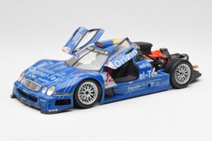 Mercedes CLK GTR #12 Original Teile FIA GT 1999 Maisto 1:18 56036 Metal - imagen 2 de 7
