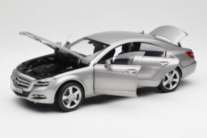 Mercedes CLS C218 Designo Alubeam Titanium Norev 1:18 B66961298 Metal - imagen 2 de 8