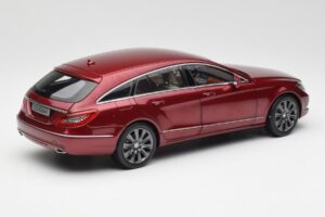 Mercedes CLS Shooting Brake X218 Thulite Rojo Norev 1:18 B66960116 Metal - imagen 3 de 8