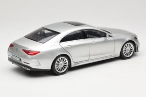 Mercedes CLS C257 Plata Norev 1:18 183489 Metal - imagen 3 de 8