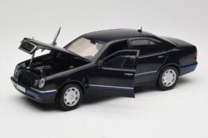 Mercedes E-Class W210 E320 Negro Sun Star 1:18 1151 Metal - imagen 2 de 8