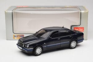 Mercedes E-Class W210 E320 Negro Sun Star 1:18 1151 Metal - imagen 8 de 8