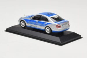 Mercedes E-Class W211 #19 Team Michelin Paris-Beijing 2006 Replacement Box Minichamps 1:43 B66962269-R Metal - imagen 3 de 4