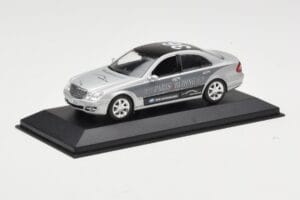 Mercedes E-Class W211 #36 Paris-Beijing 2006 Replacement Box Minichamps 1:43 B66962270-R Metal - imagen 2 de 4