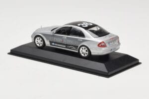 Mercedes E-Class W211 #36 Paris-Beijing 2006 Replacement Box Minichamps 1:43 B66962270-R Metal - imagen 3 de 4
