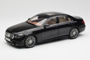 Mercedes E-Class W213 Obsidian Negro iScale 1:18 B66960380 Metal