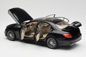 Mercedes E-Class W213 Obsidian Negro iScale 1:18 B66960380 Metal - imagen 5 de 8