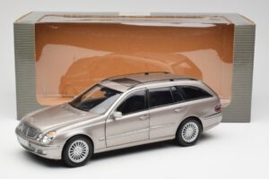 Mercedes E320 CDI W210 Estate Cubanite Plateado Kyosho 1:18 B66962188 Metal - imagen 8 de 8