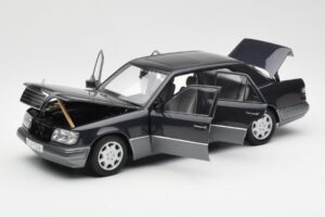 Mercedes E320 W124 Nautik Azul Metálico Dealer Edition AUTOart 1:18 B66040508 Metal - imagen 2 de 8