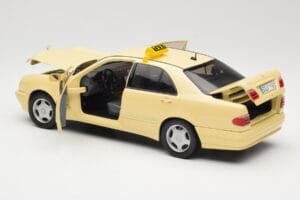 Mercedes E320 W210 Taxi Sun Star 1:18 1160 Metal - imagen 5 de 8