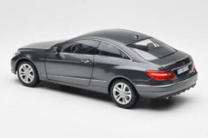 Mercedes E500 C207 Coupe Tenoric Gris Norev 1:18 183540 Metal - imagen 7 de 8