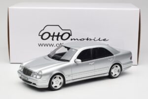 Mercedes E55 AMG W210 Brilliant Silver Otto 1:18 OT459 Resina - imagen 6 de 6