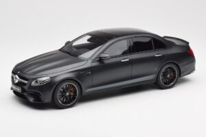 Mercedes AMG E63 S W213 Edition 1 Night Negro GT Spirit 1:18 B66963111 Resina