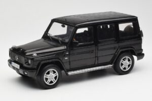 Mercedes G 500 W463 Negro Dealer Edition AUTOart 1:18 B66962143 Metal