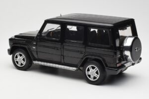 Mercedes G 500 W463 Negro Dealer Edition AUTOart 1:18 B66962143 Metal - imagen 7 de 8