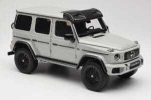 Mercedes G 63 AMG 4x4 Squared Arabian Grey Almost Real 1:18 820829 Metal - imagen 6 de 8