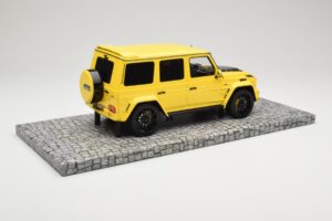 Mercedes Brabus 850 6.0 Widestar G63 W463 Electric Beam Yellow Minichamps 1:18 107032402 Metal - imagen 2 de 6