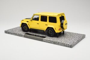 Mercedes Brabus 850 6.0 Widestar G63 W463 Electric Beam Yellow Minichamps 1:18 107032402 Metal - imagen 5 de 6