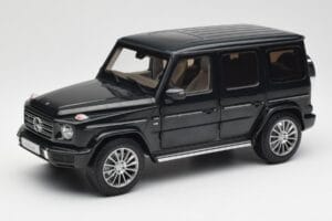 Mercedes G-Class G500 W463A Emerald Green Minichamps 1:18 B66960810 Metal