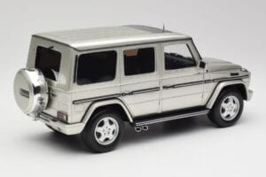 Mercedes G-Class G55 AMG W463 Iridium Plata Otto 1:18 OT1126 Resina - imagen 2 de 6